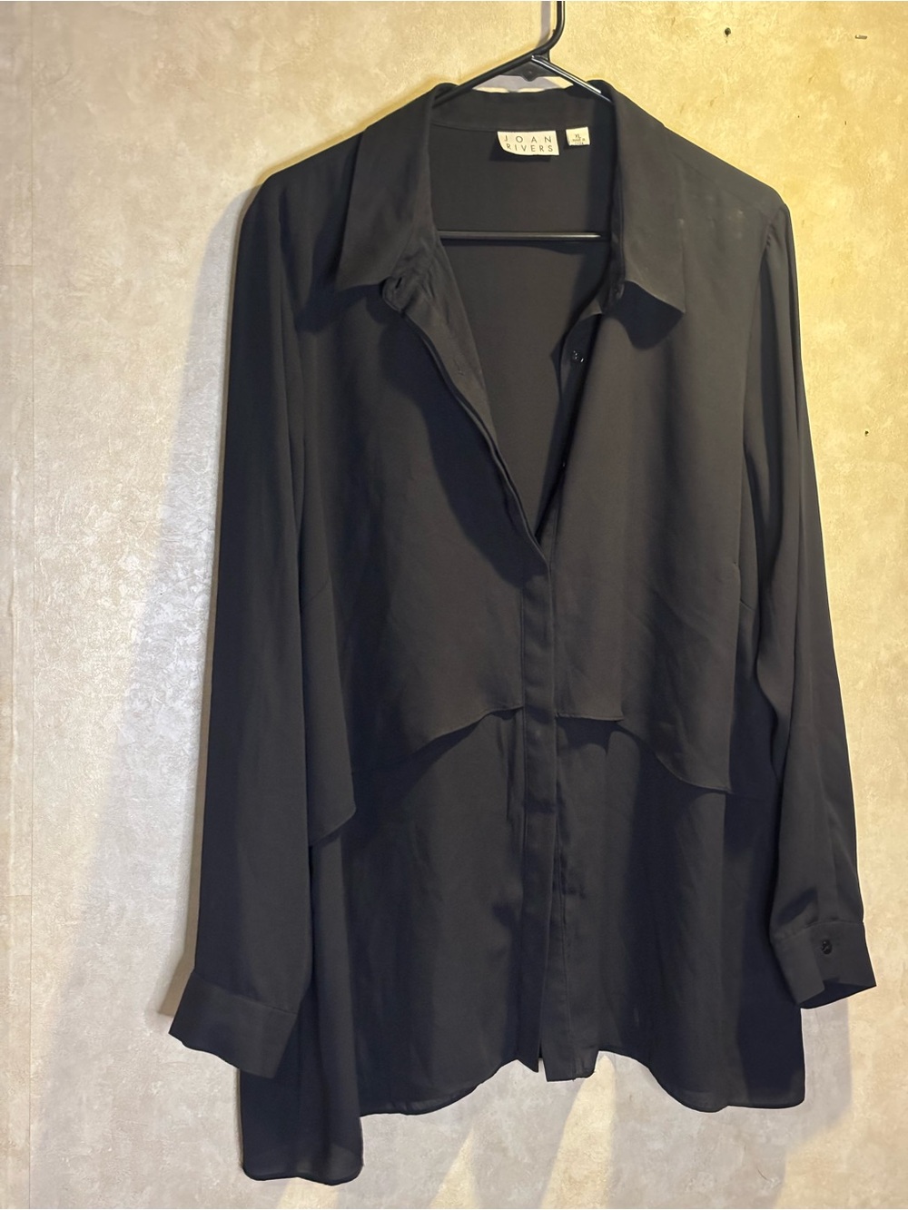 Joan Rivers Black Button-Front Longline Shirt